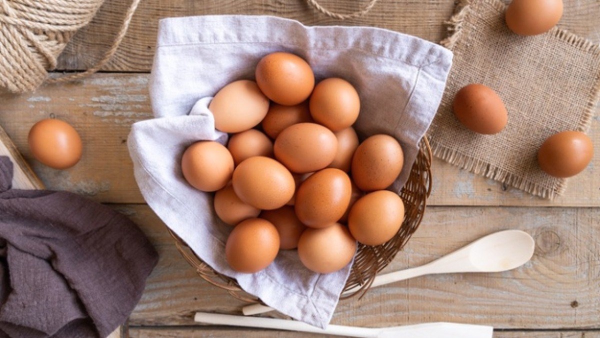 Người tiêu dùng nên biết phân biệt những thông tin thật giả trên mạng xã hội về trứng gà