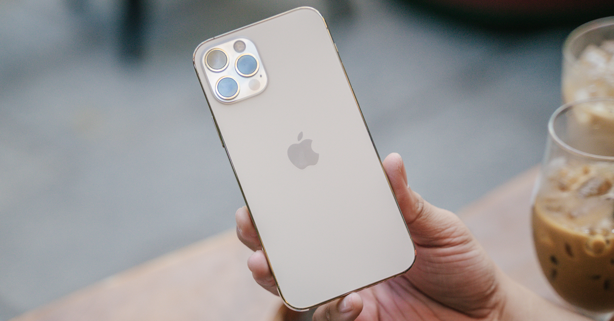 iPhone 13 Pro và Pro Max sở hữu thời lượng pin "trâu" đáng kinh ngạc