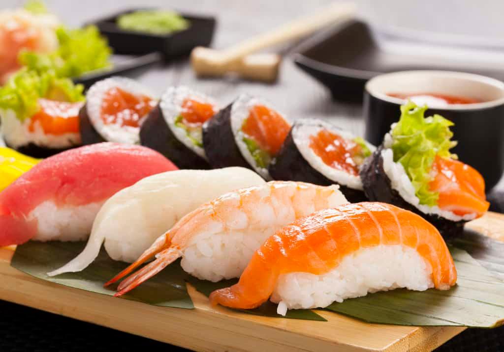 Sushi món ăn truyền thống của Nhật Bản