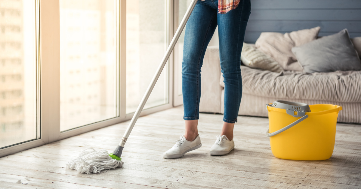 Giặt sạch cây lâu nhà là cách nhanh nhất để giúp sàn nhà sạch hơn