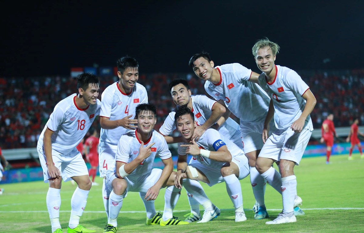Lịch sử màn đối đầu giành chiến thắng Indonesia và Việt Nam