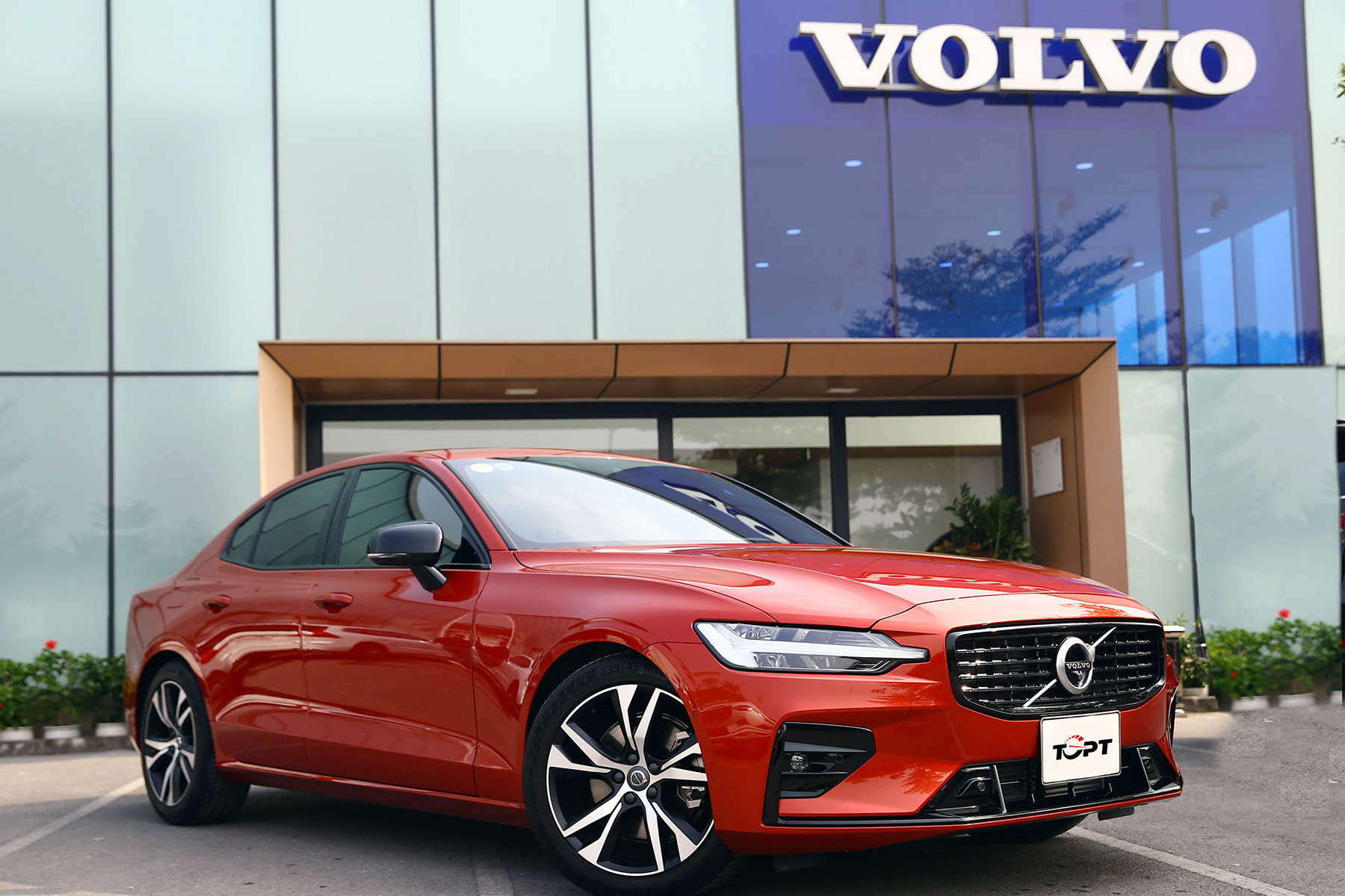 Định giá của Volvo Cars khoảng 16 tỷ USD